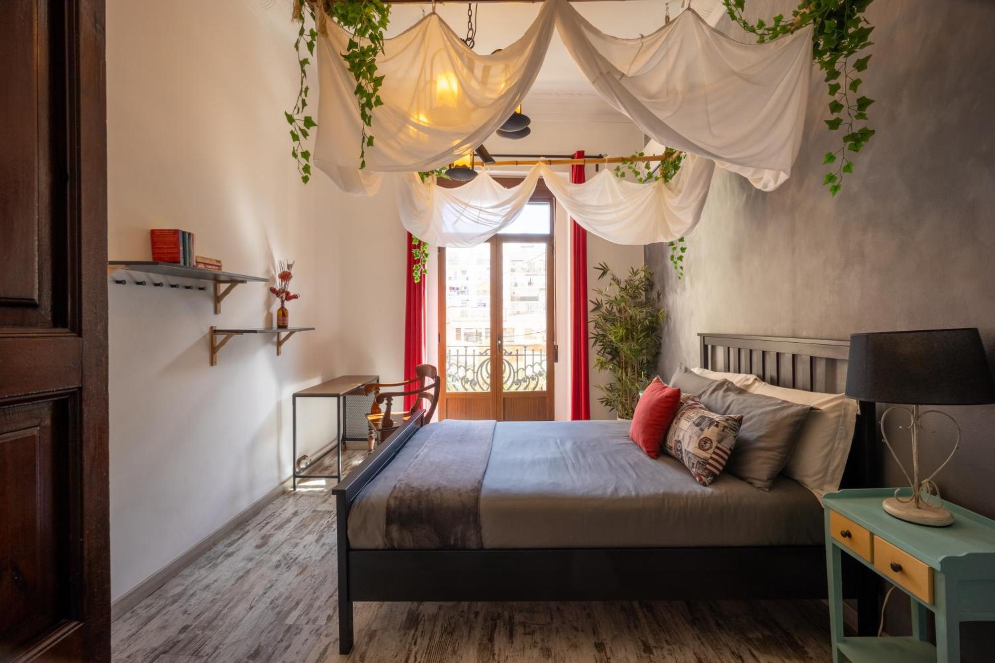 Portrait Boutique Guesthouse Valencia Exteriör bild